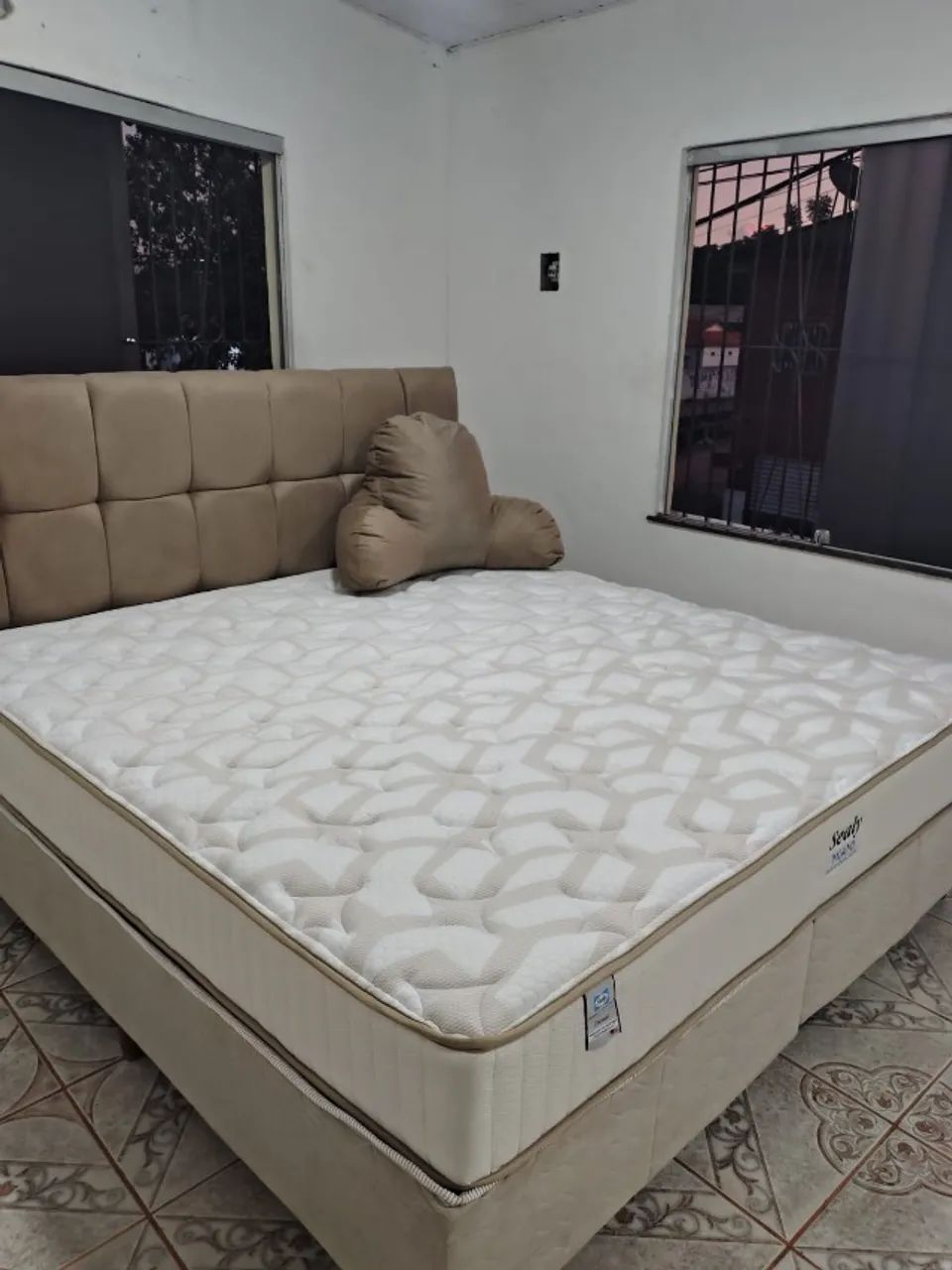 CAMA SEALY SUPER KING- PRODUTO NOVO E LACRADO