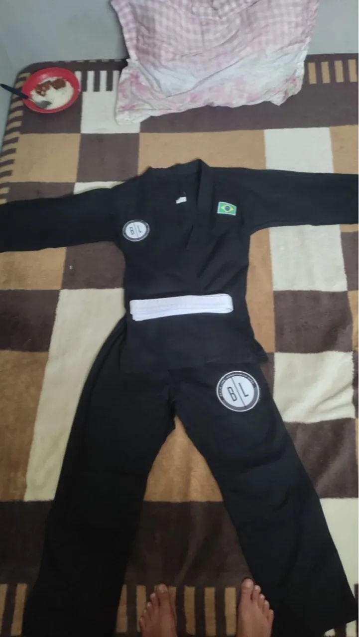 DIRCEU / Kimono de Jiu-Jitsu Preto com Faixa Branca * WhatsApp