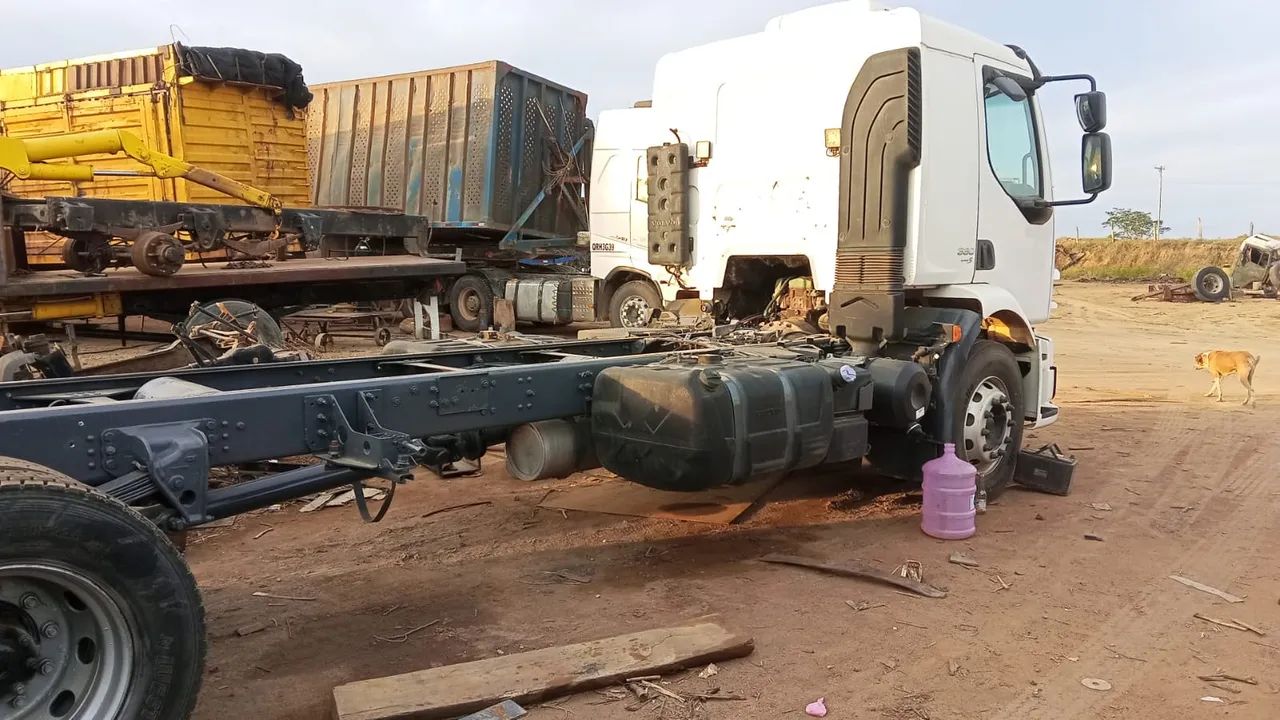 Vendo Volvo VM 330 - Foto 5