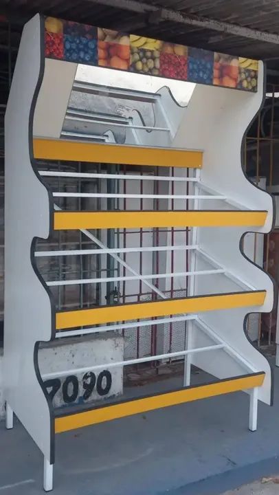 expositor frutas verduras novas pronta entrega já com as galeias  - Foto 2