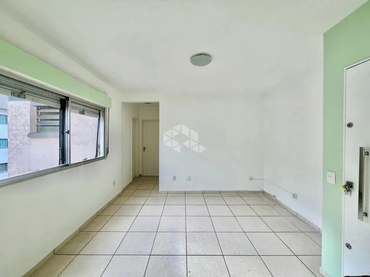 Venda de Apartamento 2 Dormitórios no Centro - Conforto e Vista Privilegiada - Foto 3