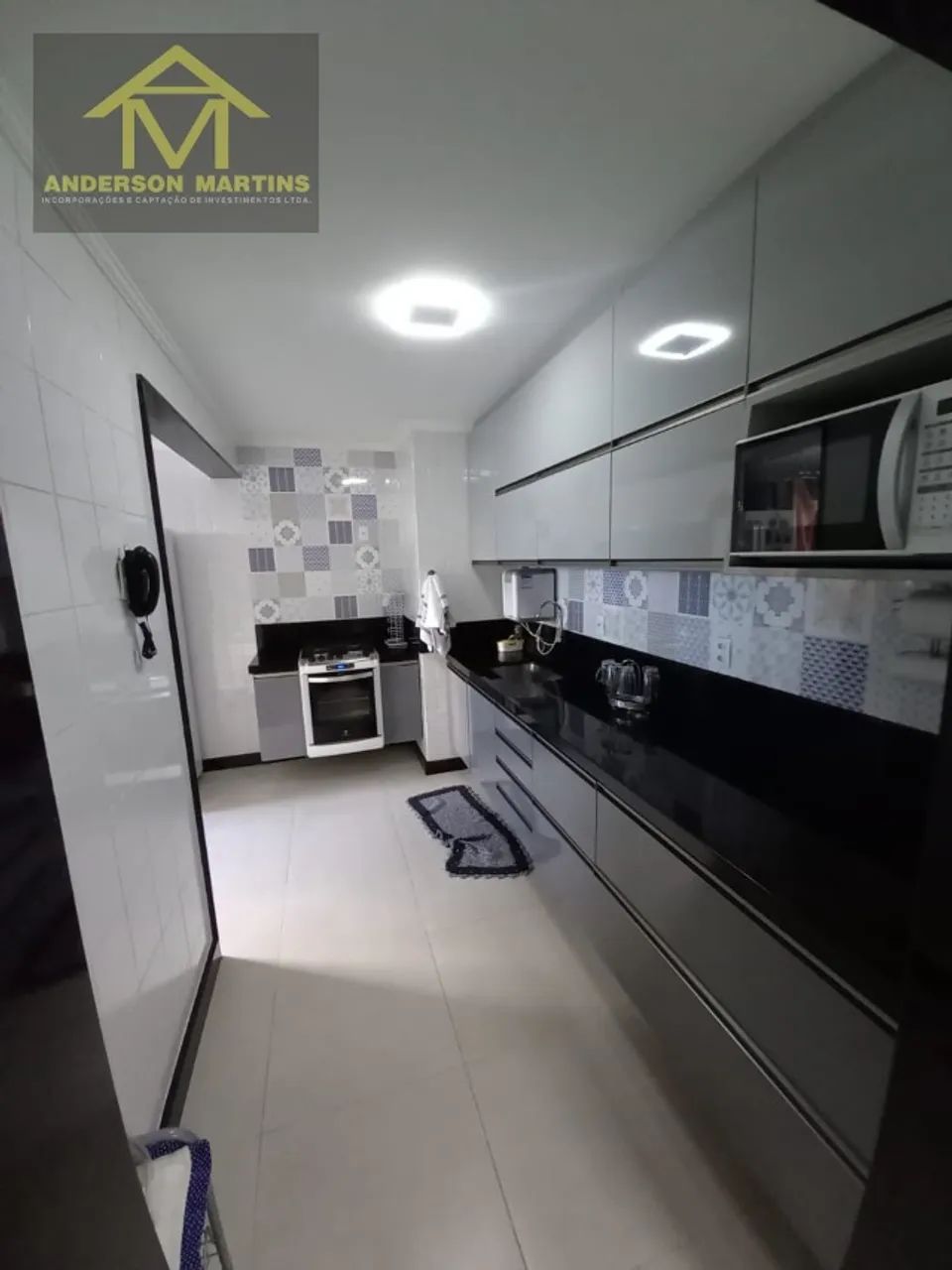 Luxo de apartamento na Praia da Costa Cód: 18676 F 