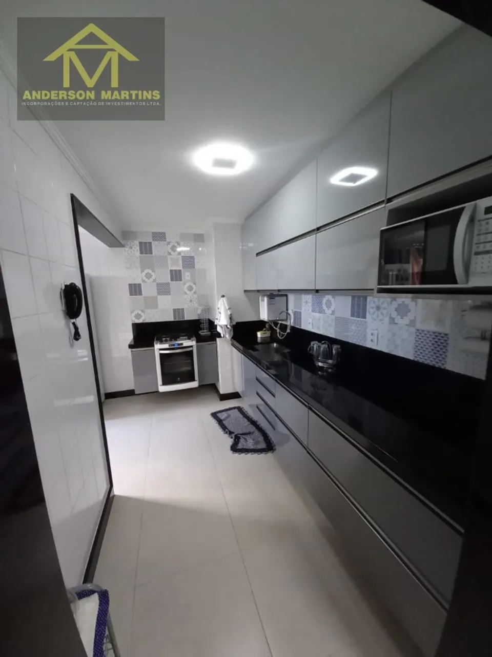 Luxo de apartamento na Praia da Costa Cód: 18676 F