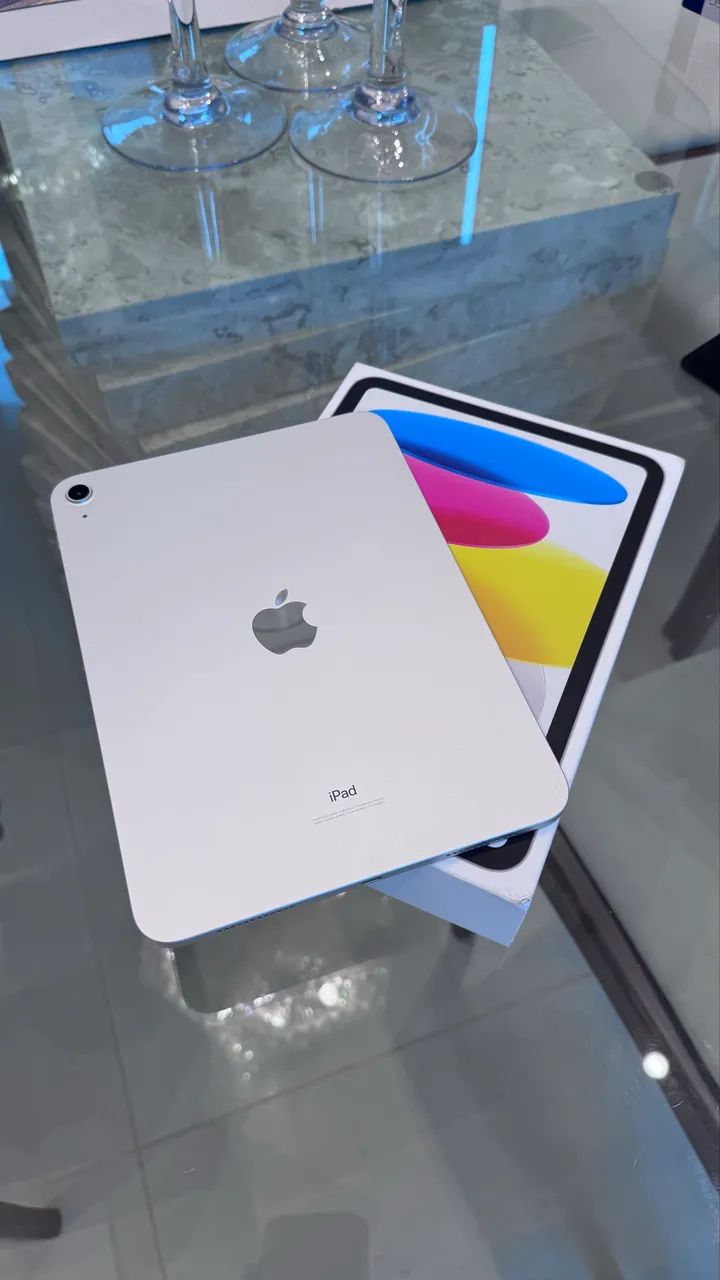 iPad apple 10 - 64 GB prateado com pouquissimo uso e garantia até 2026