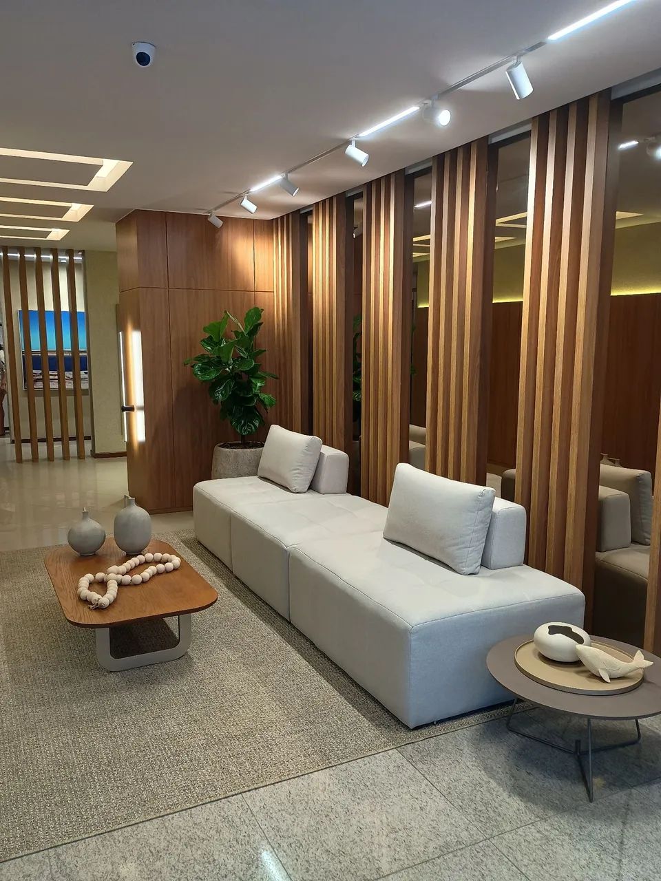 OPORTUNIDADE VENDO APARTAMENTO 3 QUARTOS PRAIA DA AREIA PRETA COM ÁREA DE LAZER  - Foto 7