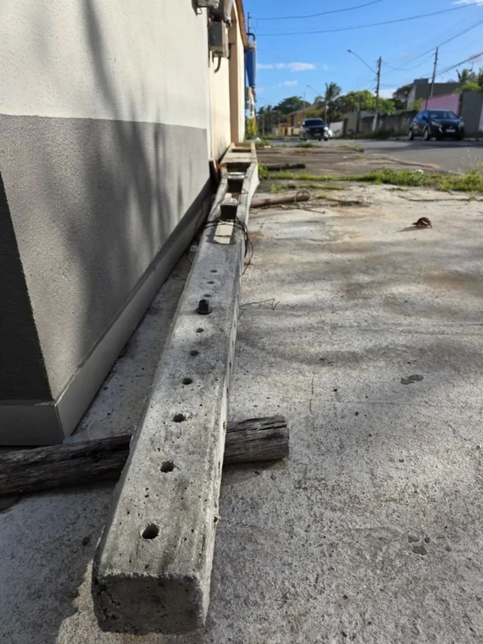 Vendo Poste Padrão64385785424641120