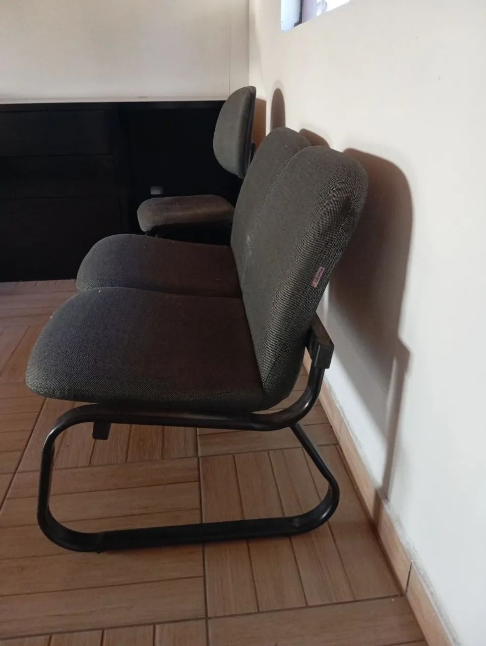 Cadeiras para escritório dupla - Foto 2