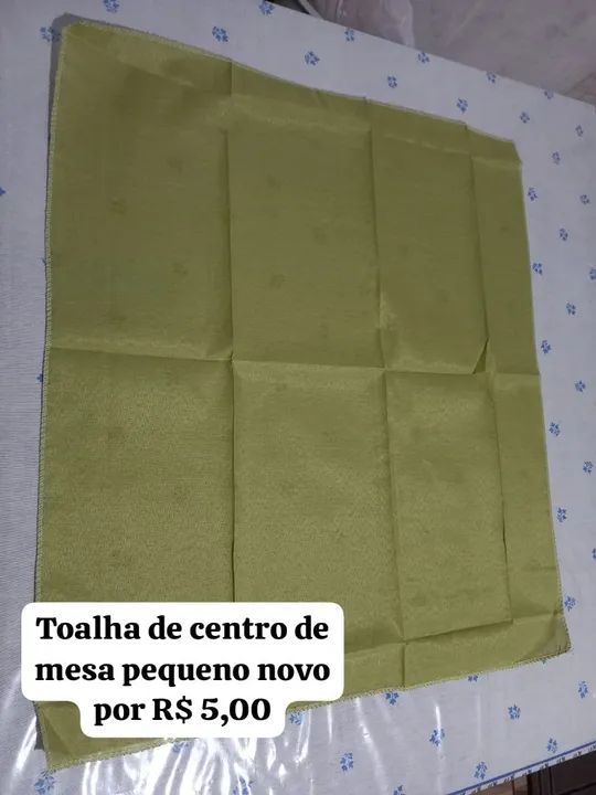 Toalhas de centro de mesa natalina nova e outras - Foto 3