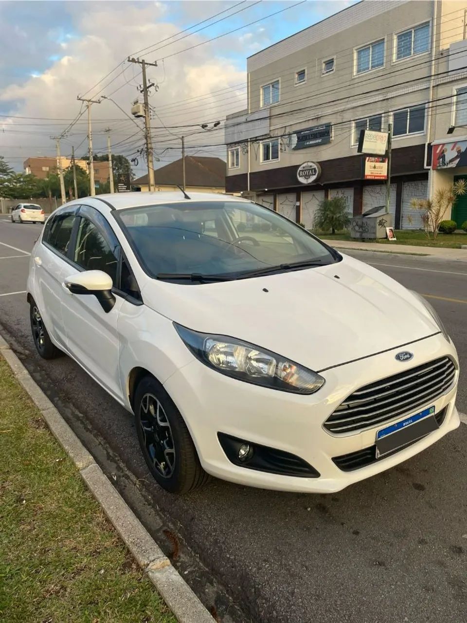 Ford fiesta 1.6 SE - Foto 2