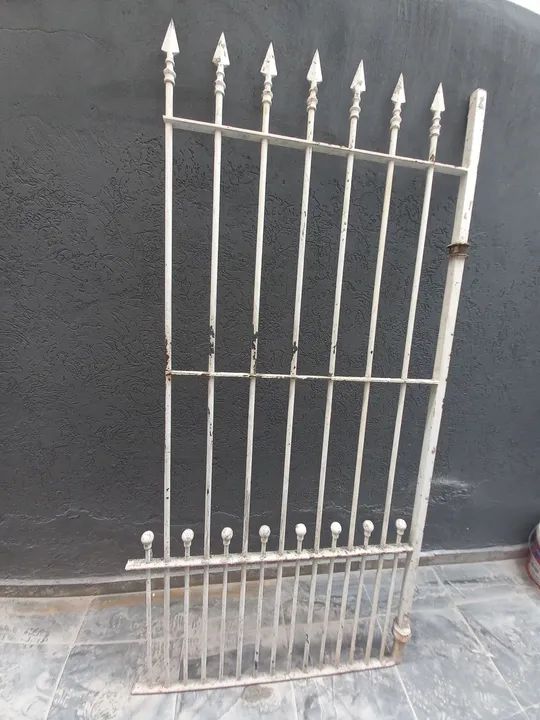 Portão grade de Ferro Branco 88cm X  1,97 - Foto 2