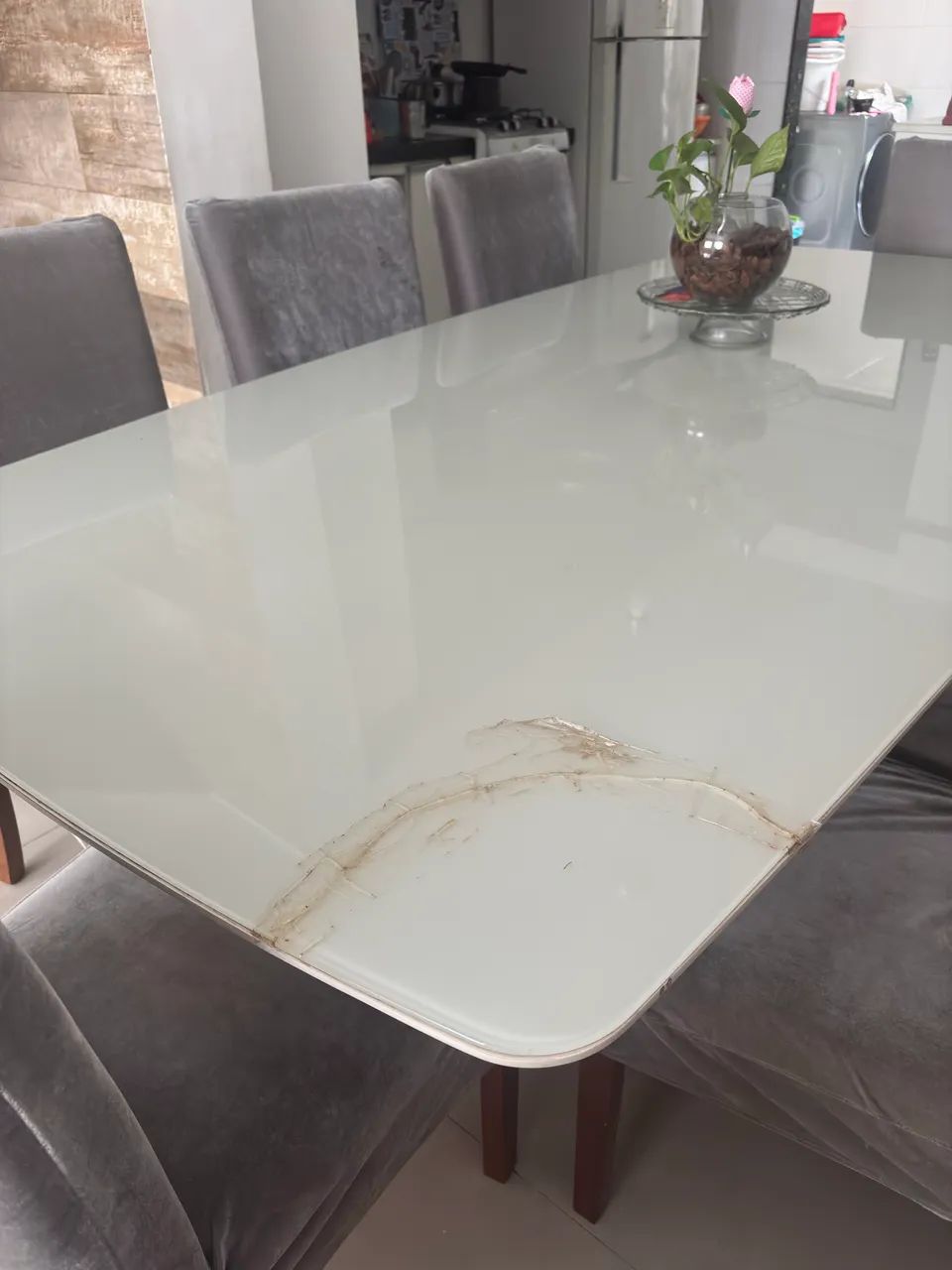 Mesa com 6 cadeiras 