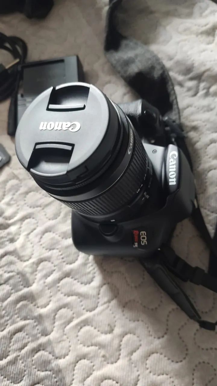 Canon Eos T6 + Lente 18-55mm + Bolsa + cartão 64gb !
