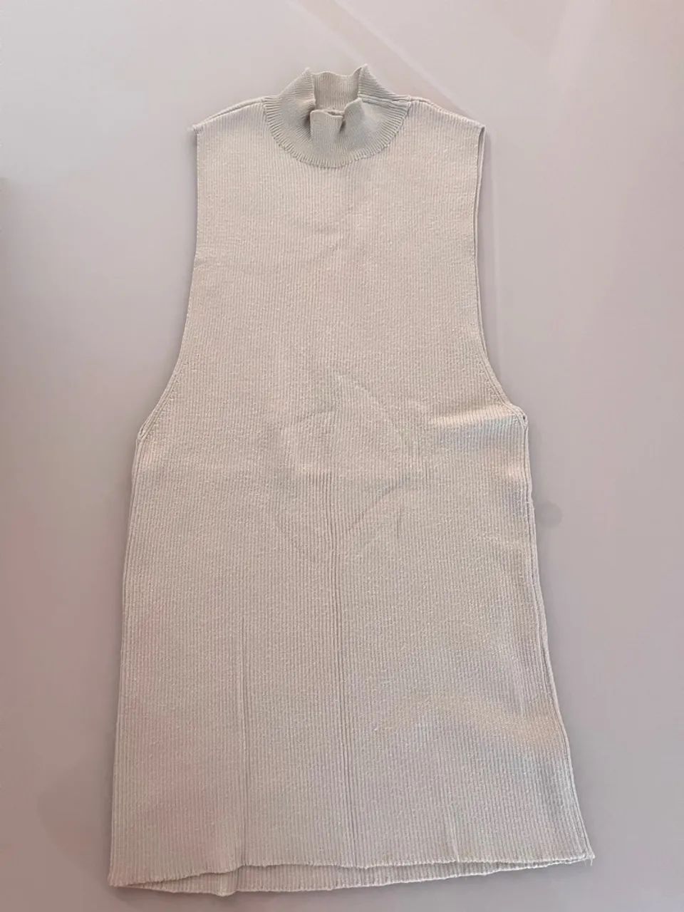 Vendem-se roupas de qualidade. Valor máximo 60,00. Pouquíssimo uso.  - Foto 4