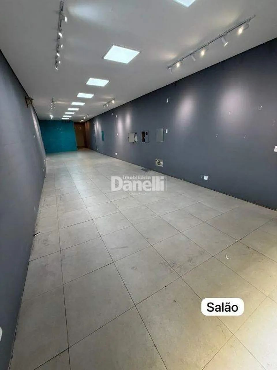 Ponto Comercial para Aluguel no Centro de Taubaté  350 m²