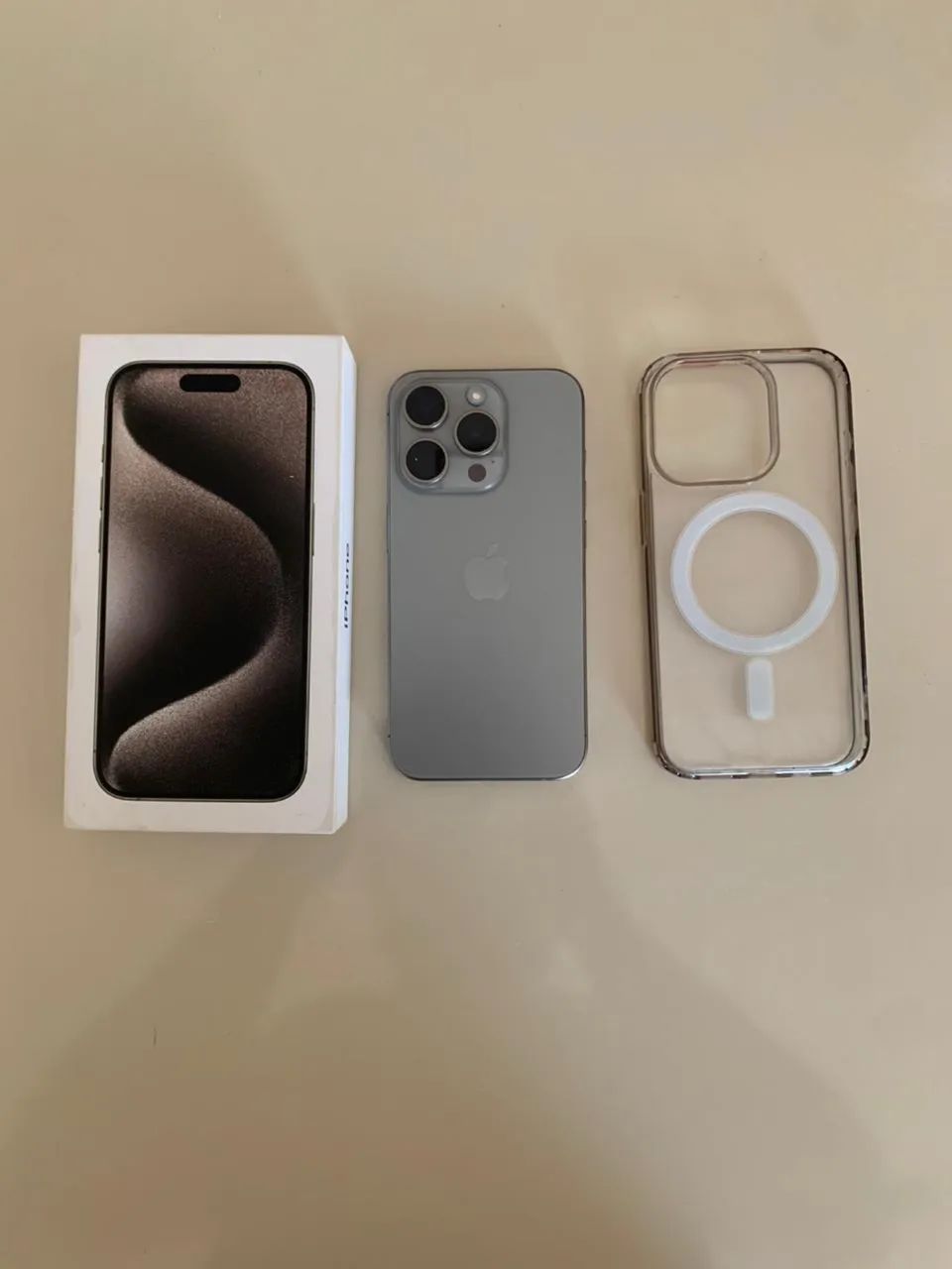 美品　Apple iPhone 15 Pro 128GB バッテリー93% iPhone 15 pro 128gb 86% - Celulares e Smartphones - Nova Marabá