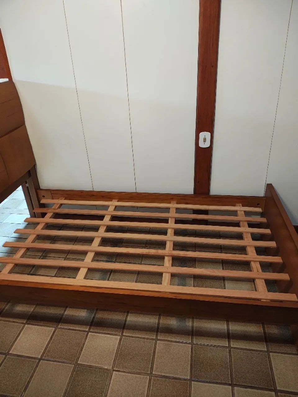 Cama de solteiro - Solteirão excelente estado - Foto 2