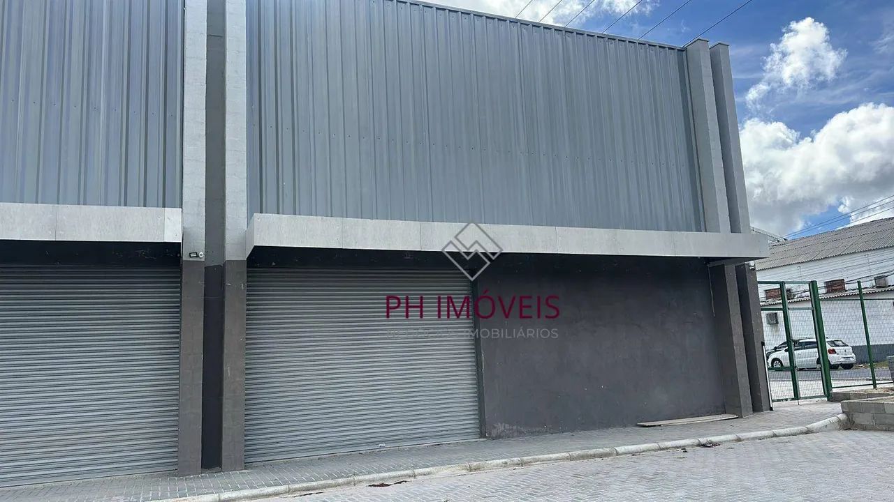 Galpão com 300m² localizado no Tabuleiro do Martins - Foto 4