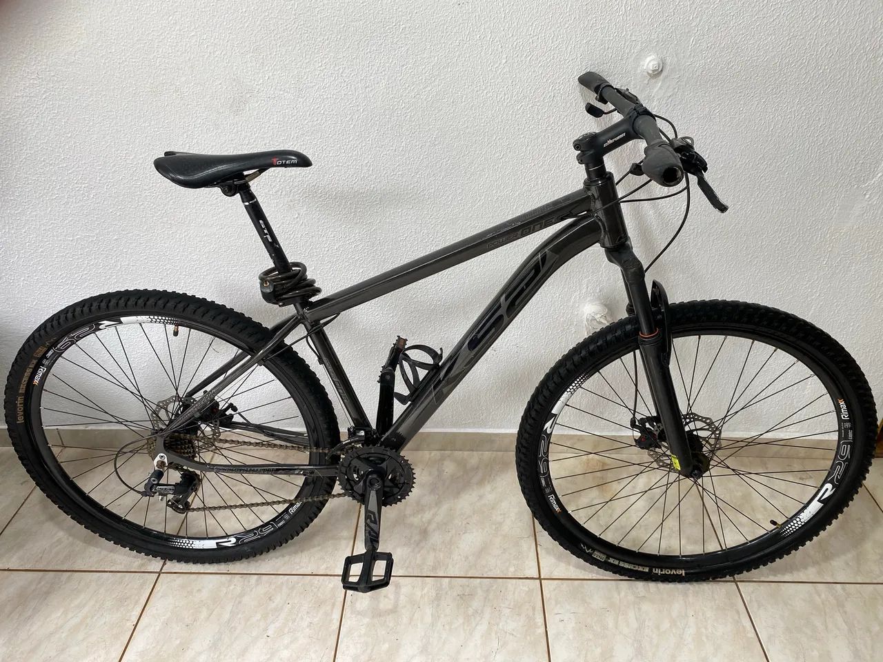 Bicicleta aro 29 pronta pra uso  - Foto 3