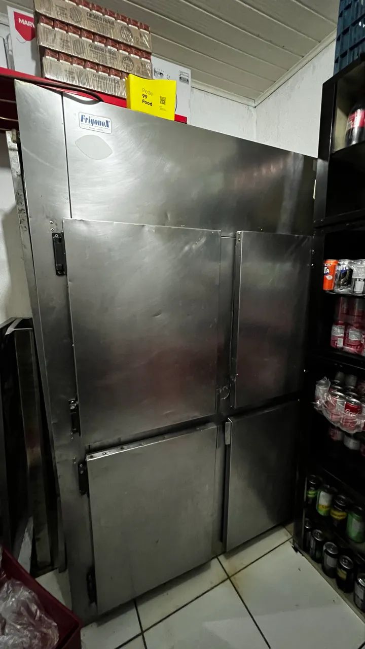 REFRIGERADOR VERTICAL COMERCIAL 4 PORTAS INOX - R$ 3.000 (NEGOCIÁVEL) - Foto 2