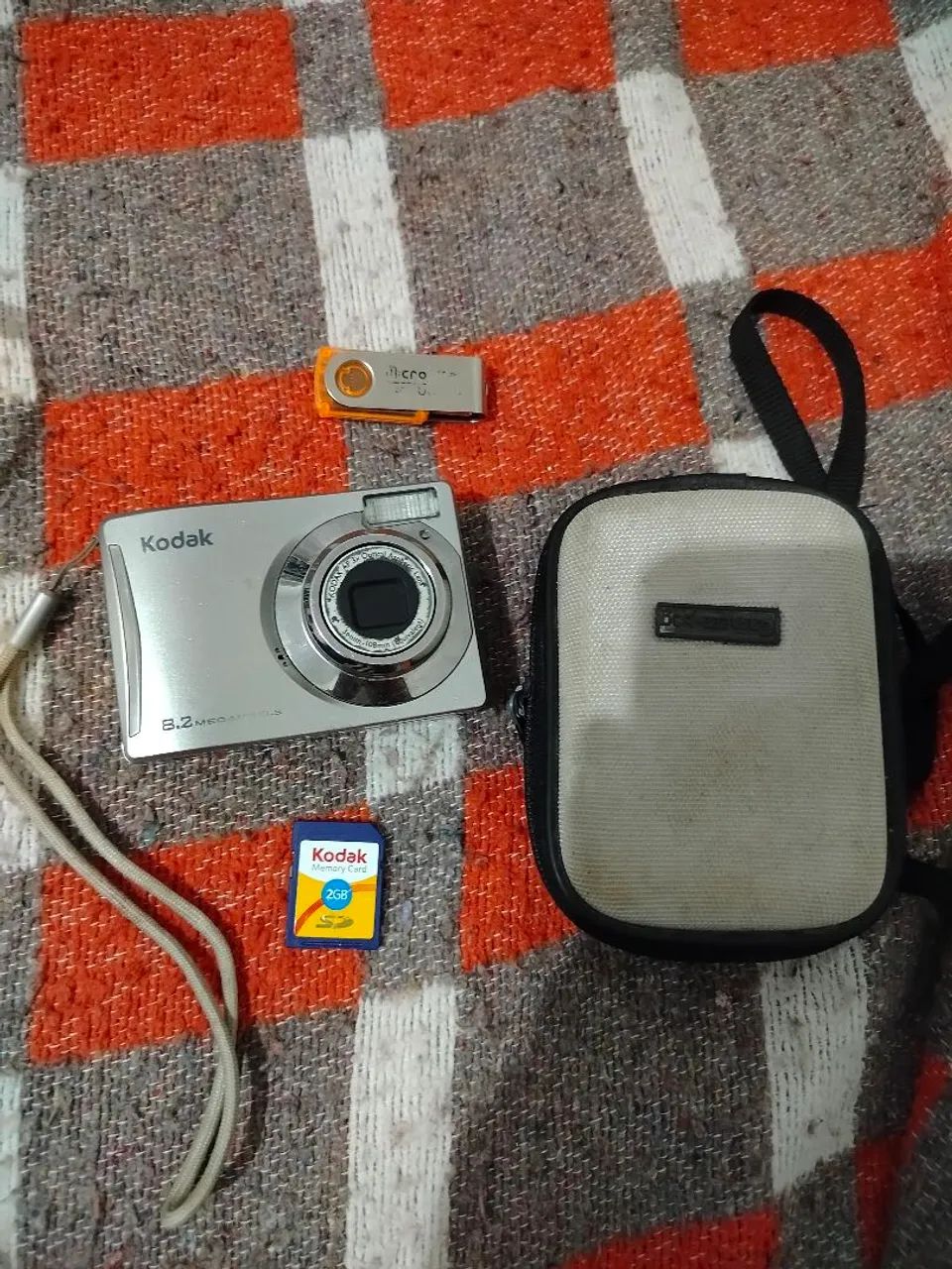 Câmera Kodak easyShare c140 