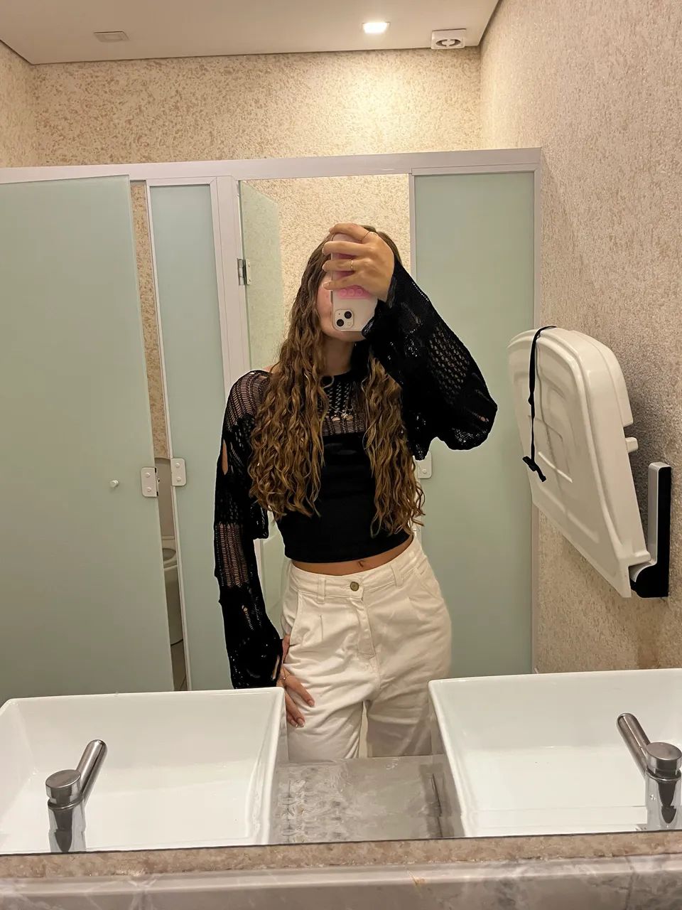 Blusa renda preta - Foto 3