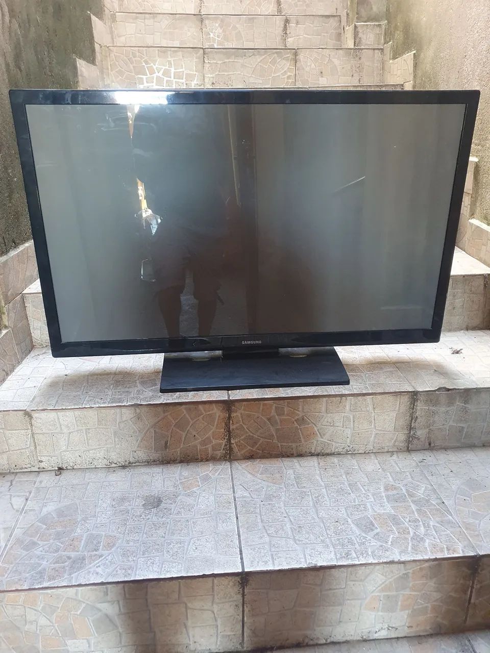 TVs pra retirada de peças 