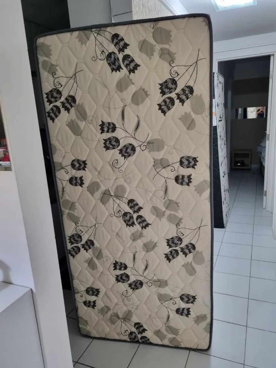 Colchão SOLTEIRÃO DIAMOND Super Conservado - Foto 3