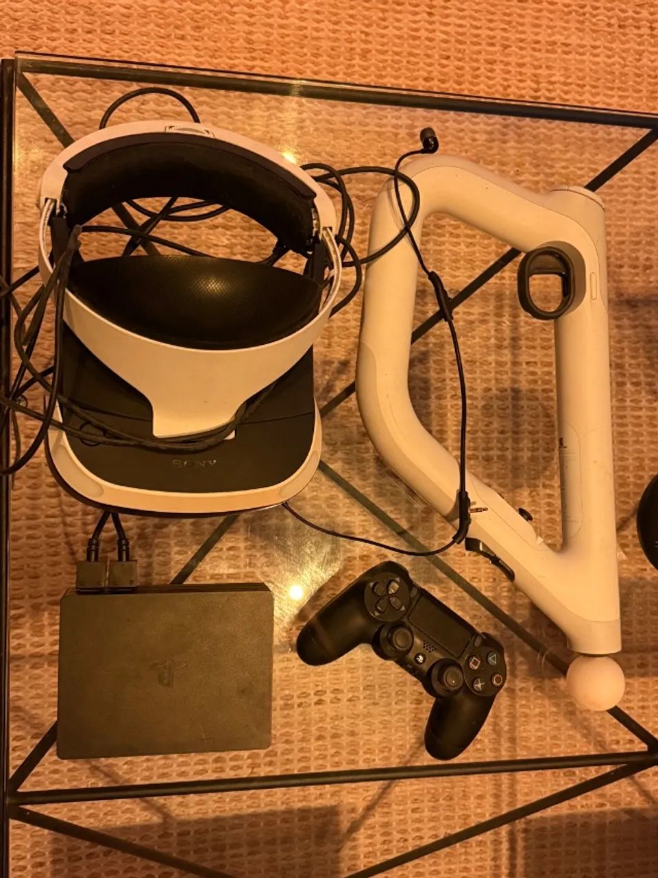 PlayStation PSVR 1 completo com câmera, 2 Move, Aim (arma), DualShock 4, caixa e cabos
