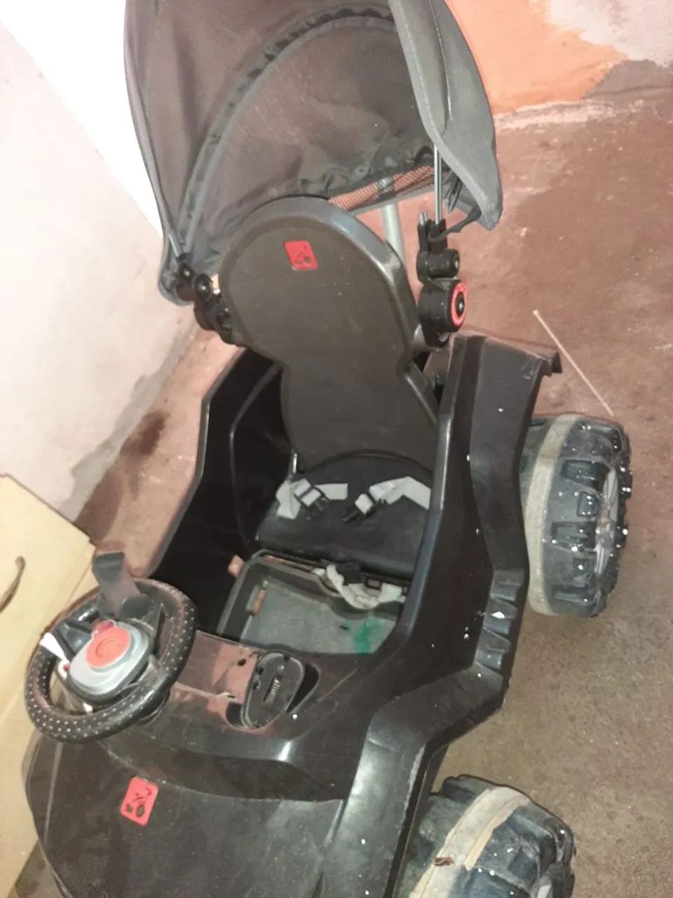 Vende-se carrinho de empurrar com as mãos  - Foto 4
