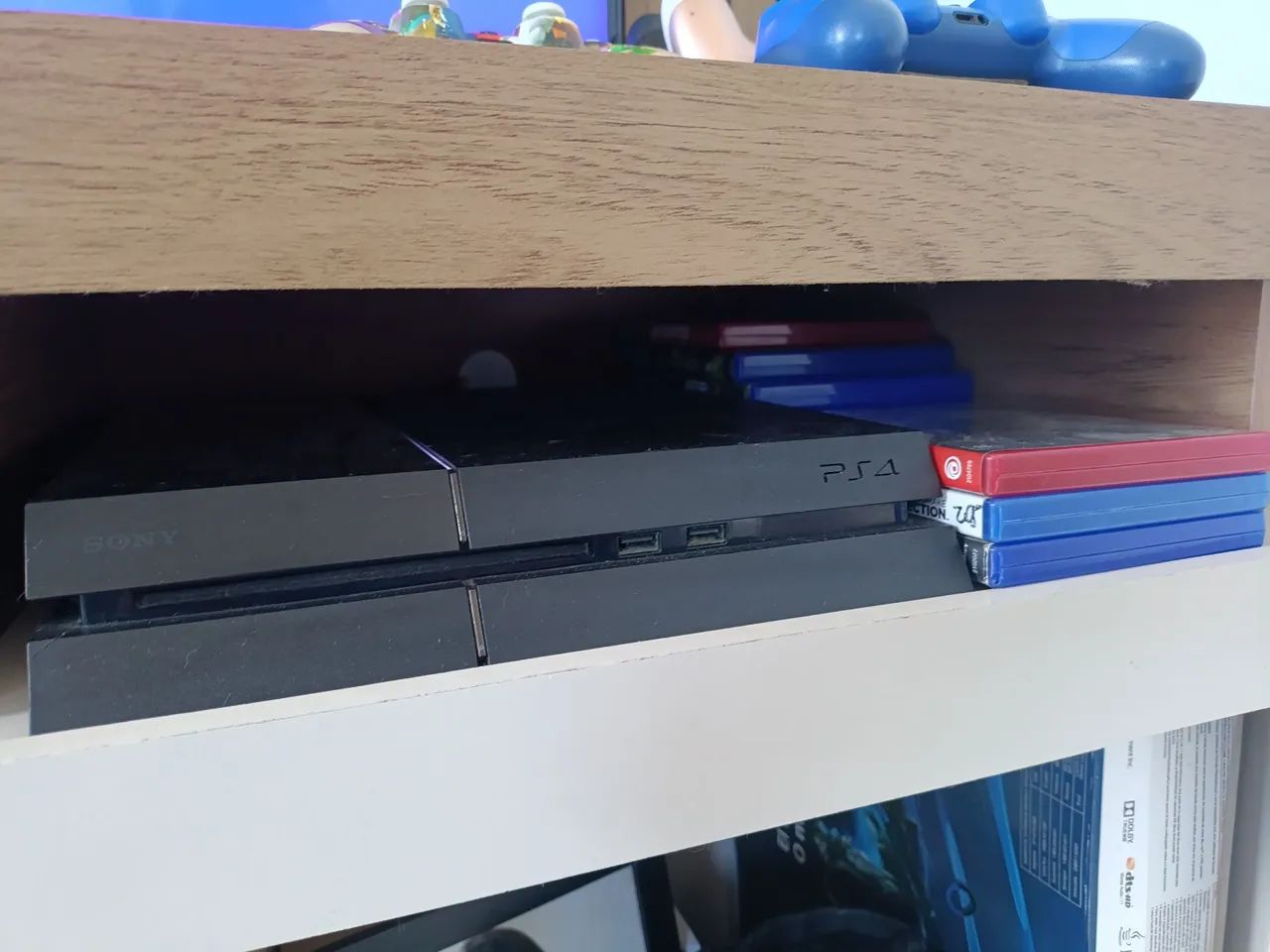 Ps4 + 5 controles e jogos - Foto 3