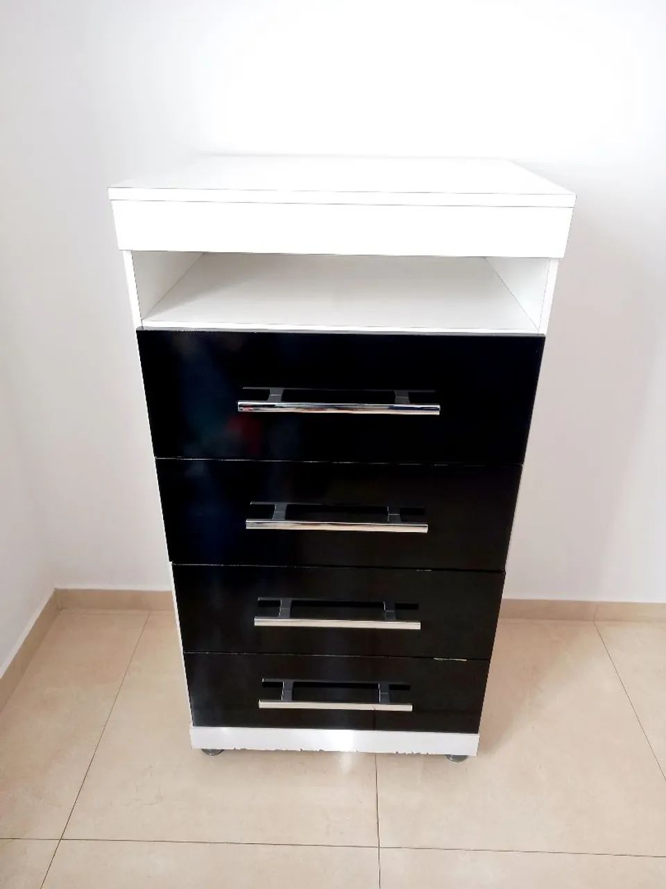 Cômoda 4 Gavetas - Foto 2