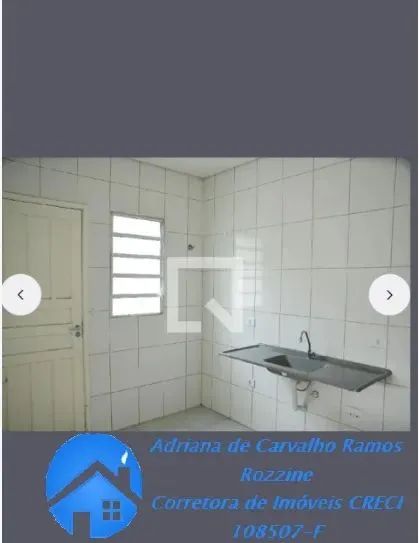 Casa térrea com 2 dormitórios, Cond. Colinas de Cotia - Cotia