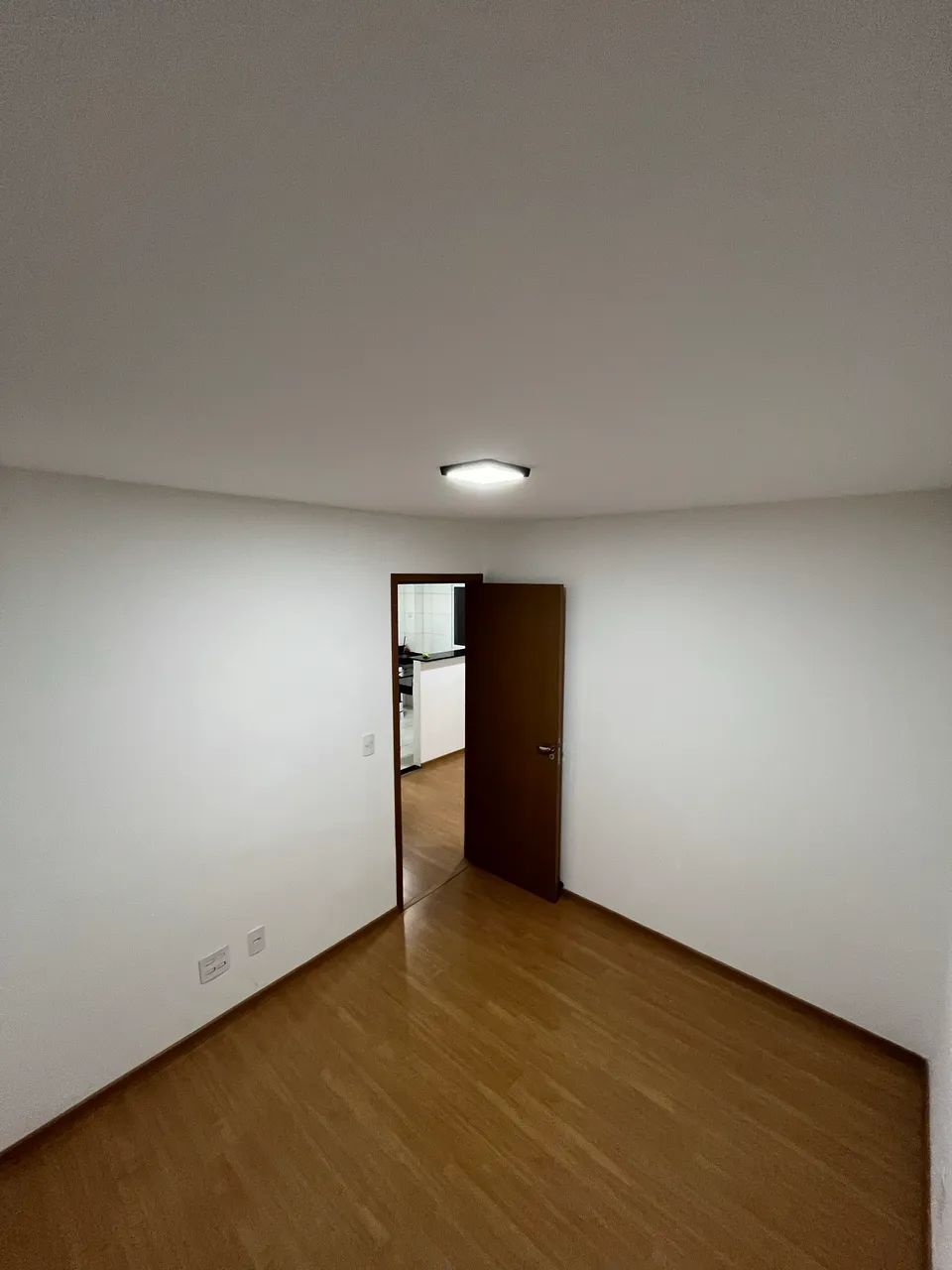 Apartamento semi-mobiliado - Foto 2