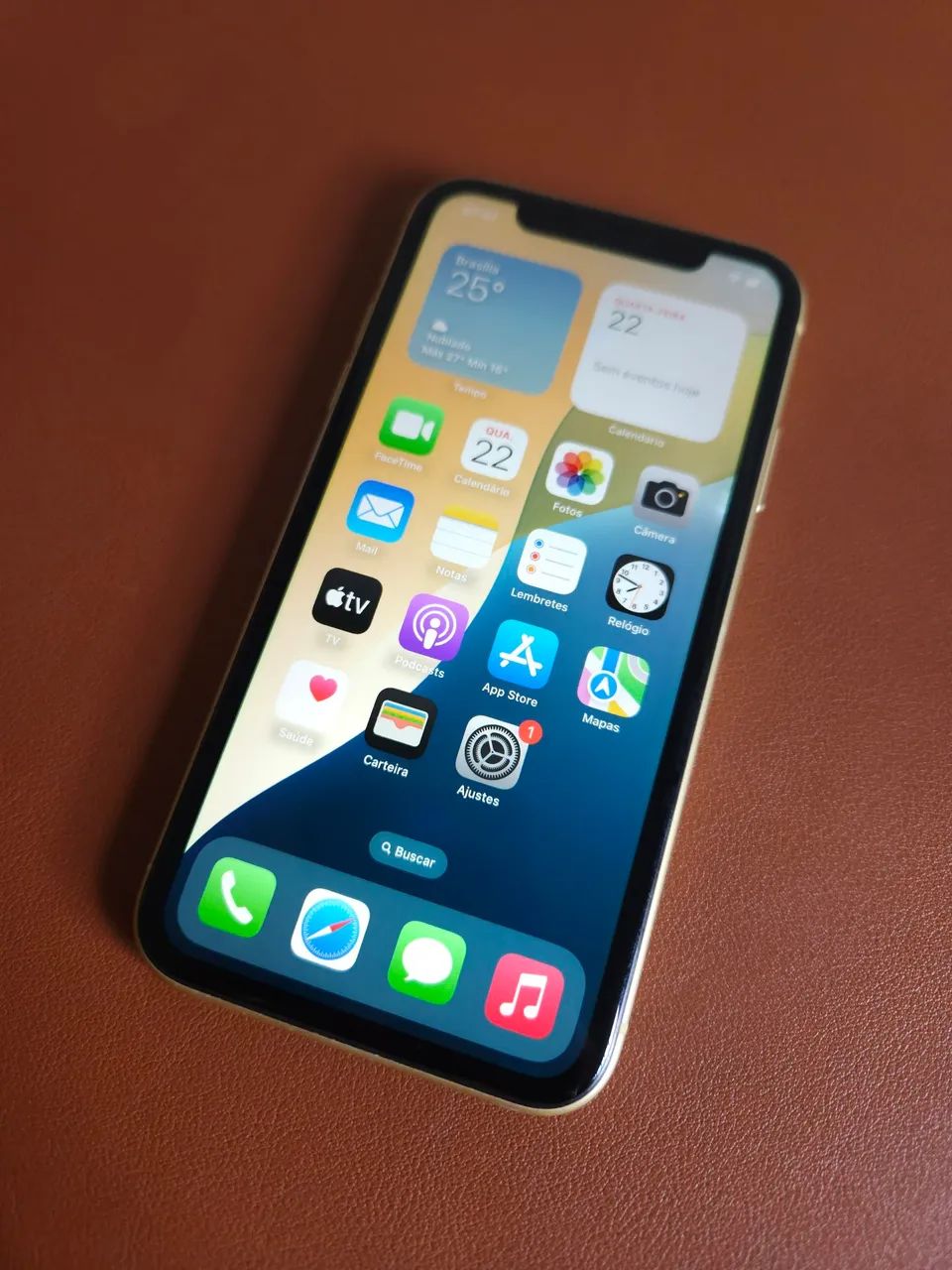 IPHONE 11 64gb VENDER LOGO - Celulares e Smartphones - Novo