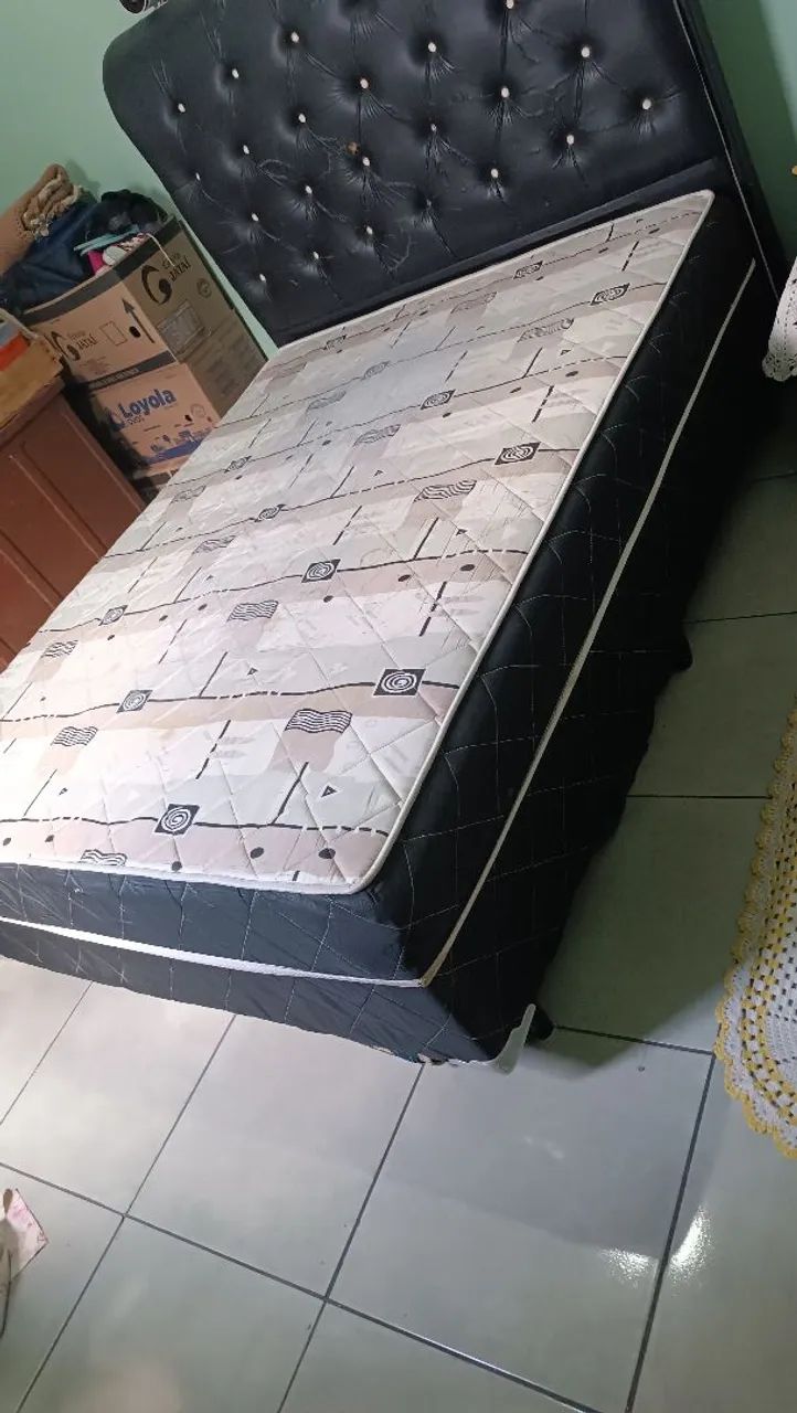 Vendo cama box casal
