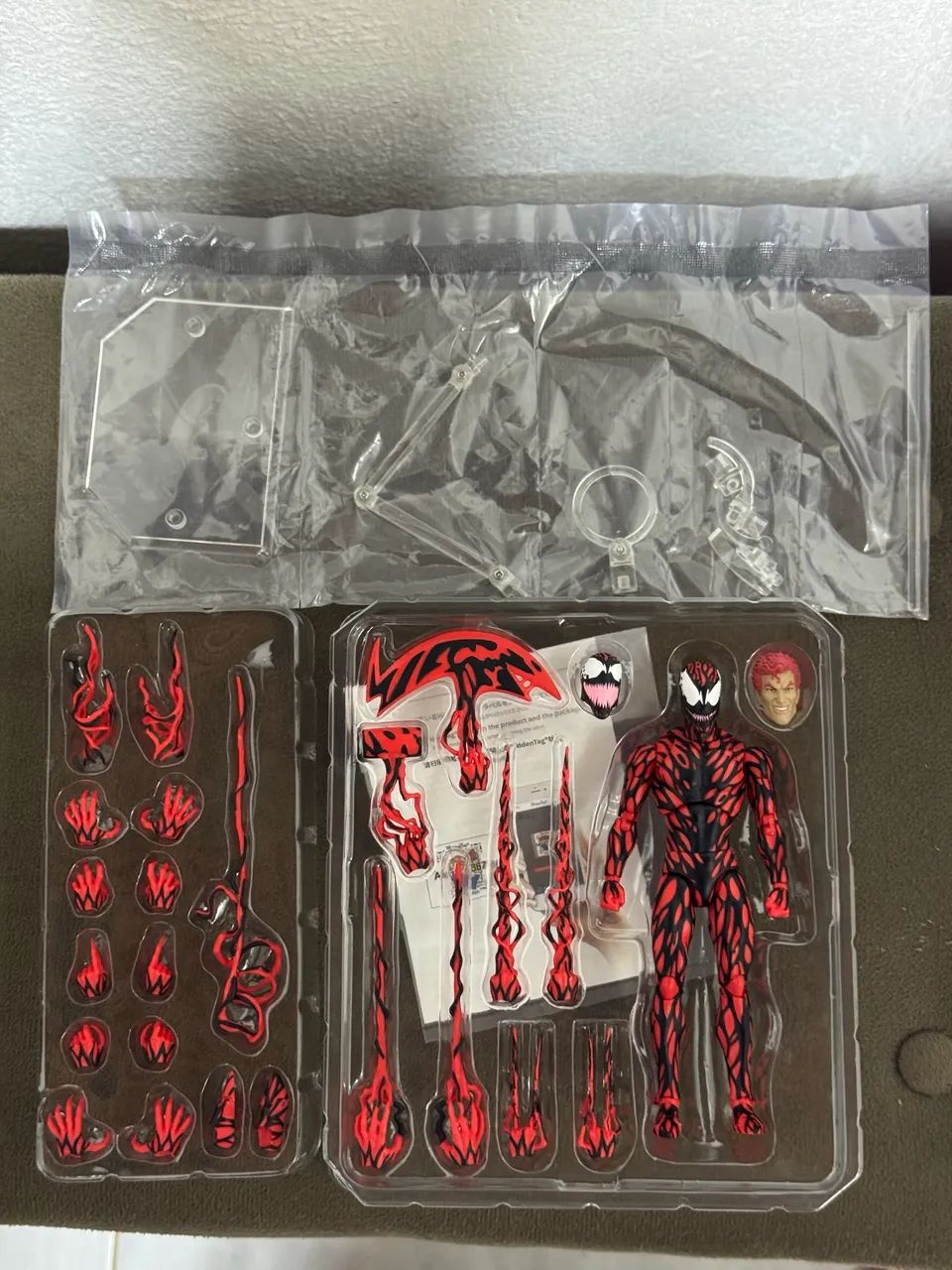 MAFEX カーネイジ　中古美品 開封 未使用】MAFEX CARNAGE カーネイジ COMIC Ver 1/12可動フィギュア