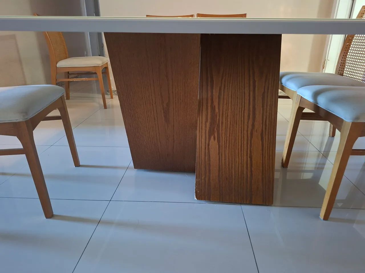 Mesa de jantar quadrada, 1,40 x 1,40 com 8 cadeiras - Foto 5