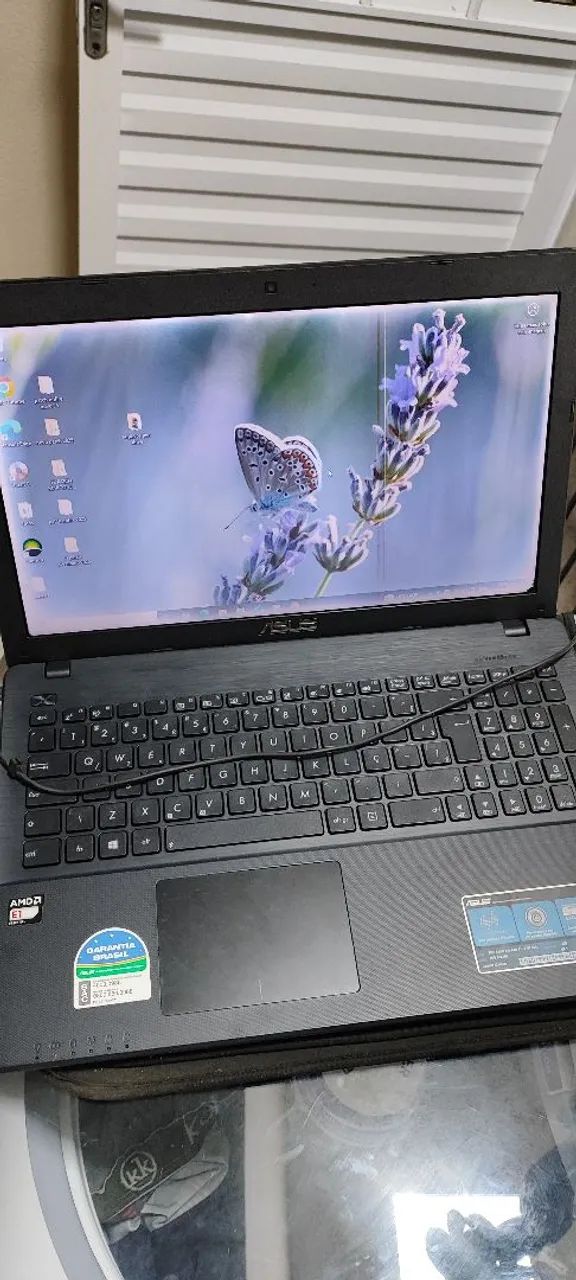 Vendo notebook bem conservado algumas avarias  - Foto 2