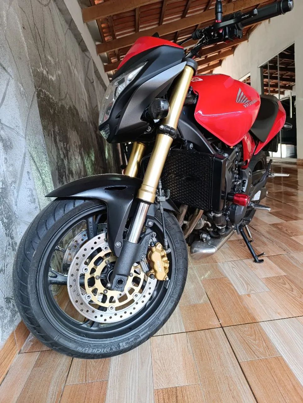CB 600F HORNET  - Foto 5