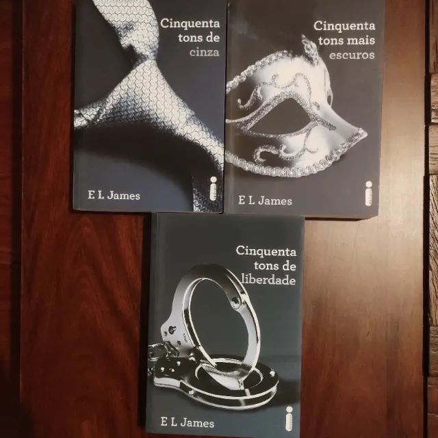 LIVROS Trilogia Cinquenta Tons - E. L. James