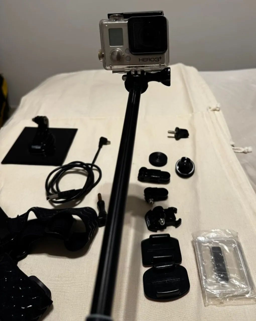 GoPro Hero 3+ e Acessorios Usada - Foto 3