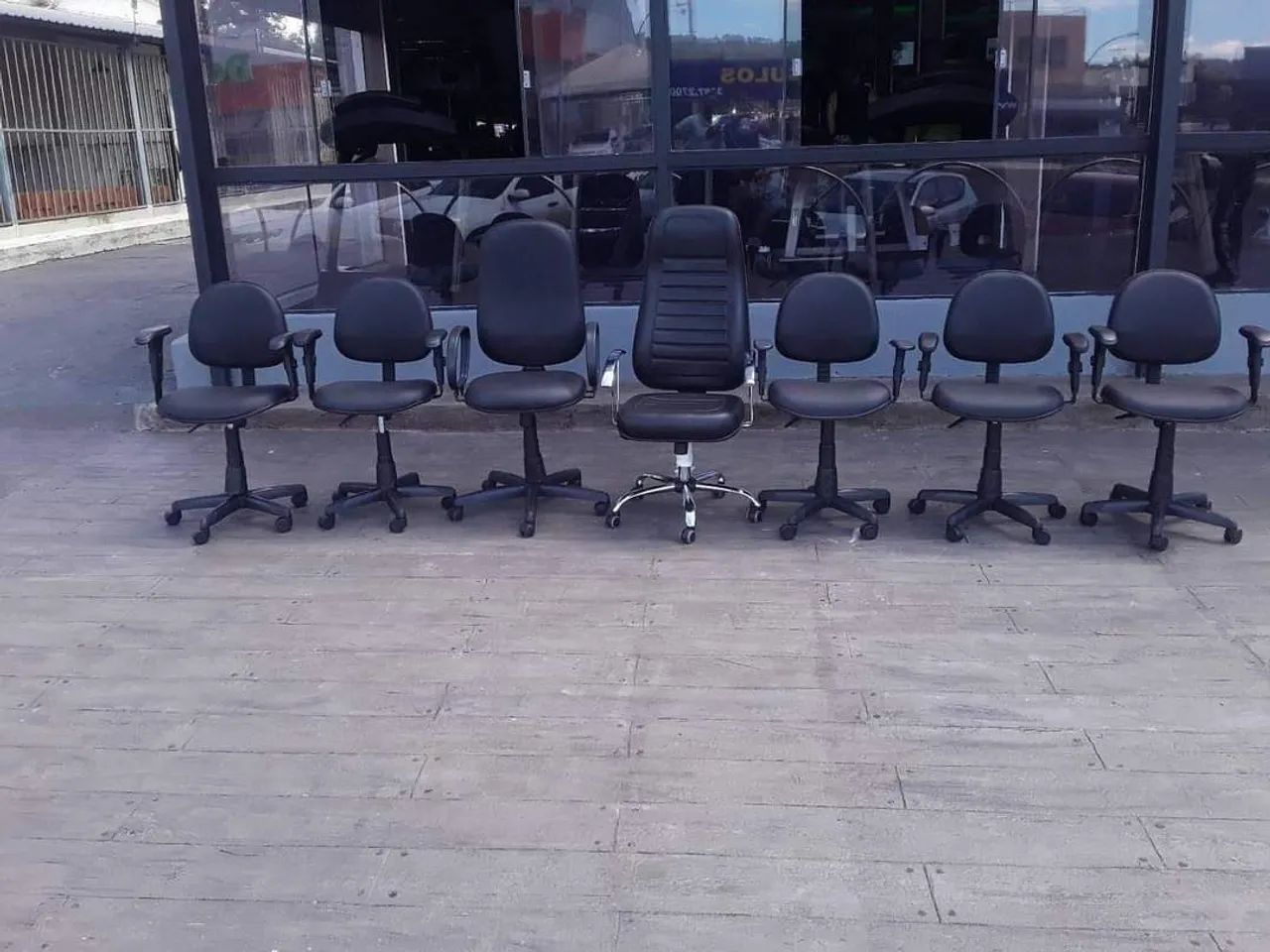 Reforma e manutenção de cadeiras  - Foto 5