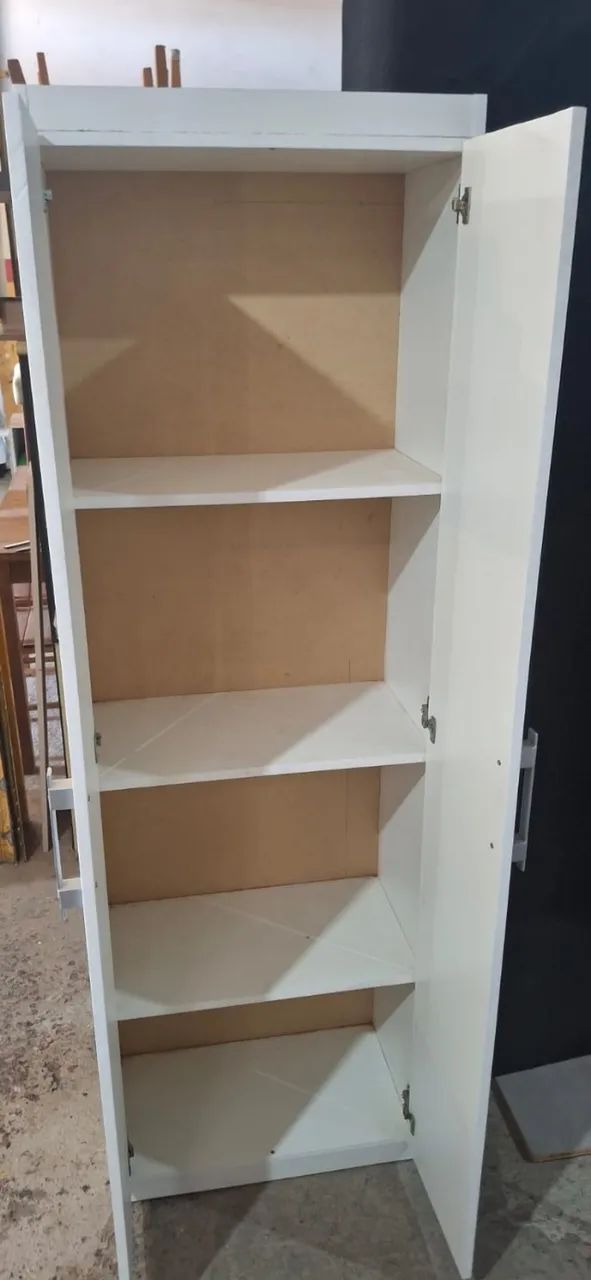 Armário multiuso branco, de 2 portas, em bom estado. - Foto 2
