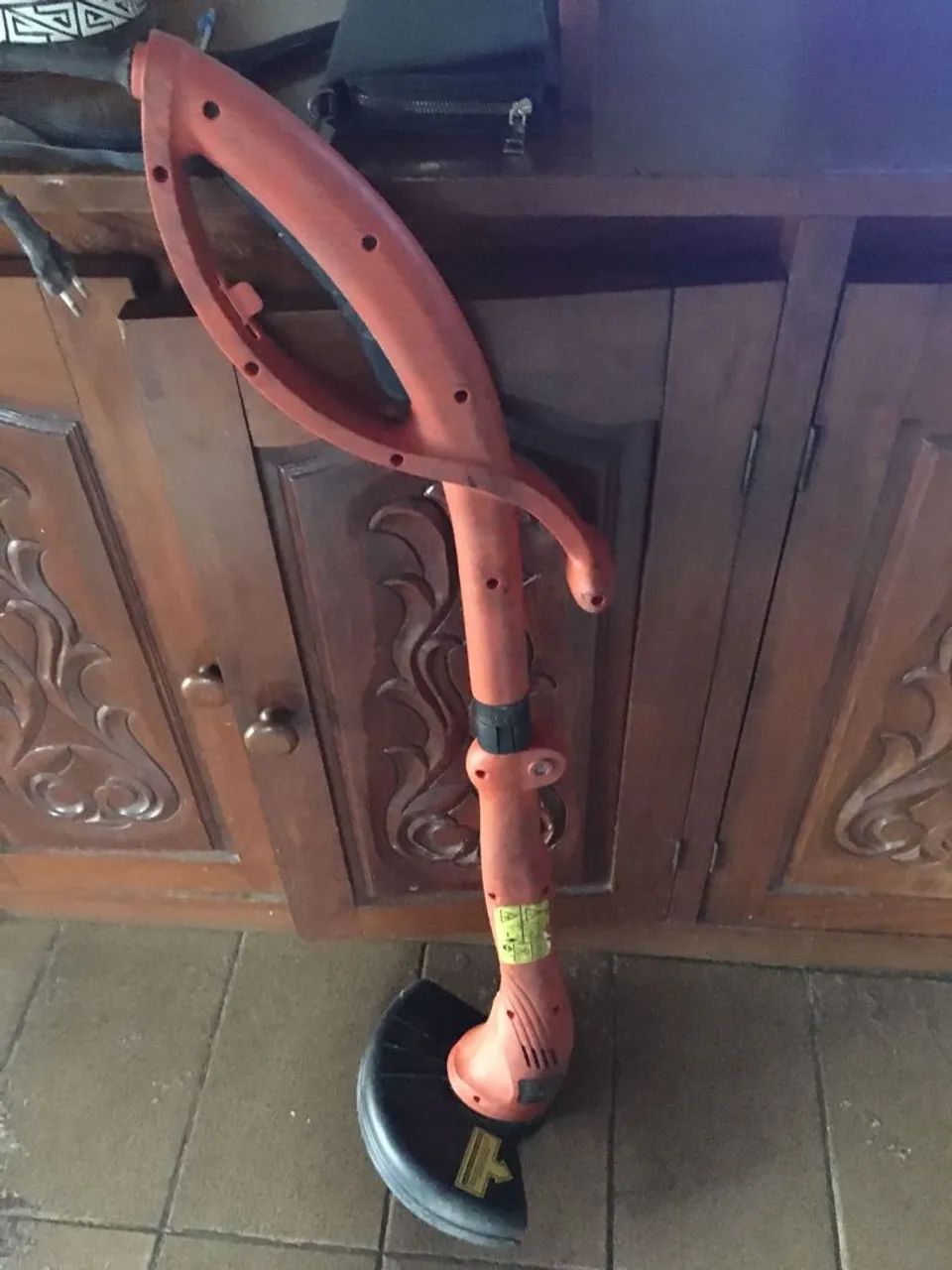 Black+Decker GL300 Grass Trimmer.64962677310083120