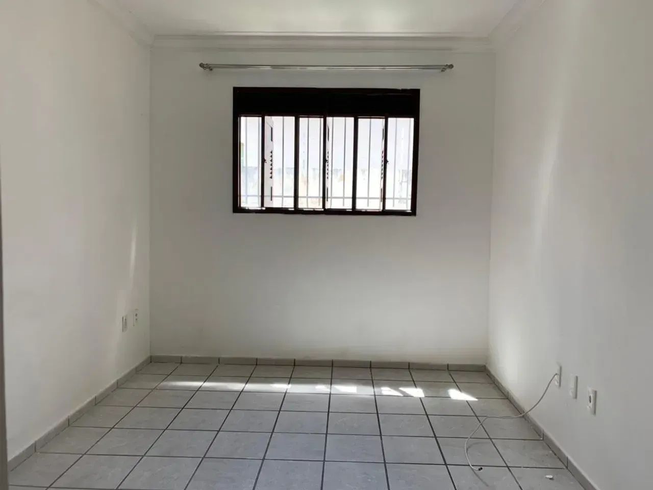 JB CASA EM NEÓPOLIS COM 3 QUARTOS SENDO 1 SUÍTE MEDINDO 114m². - Foto 3