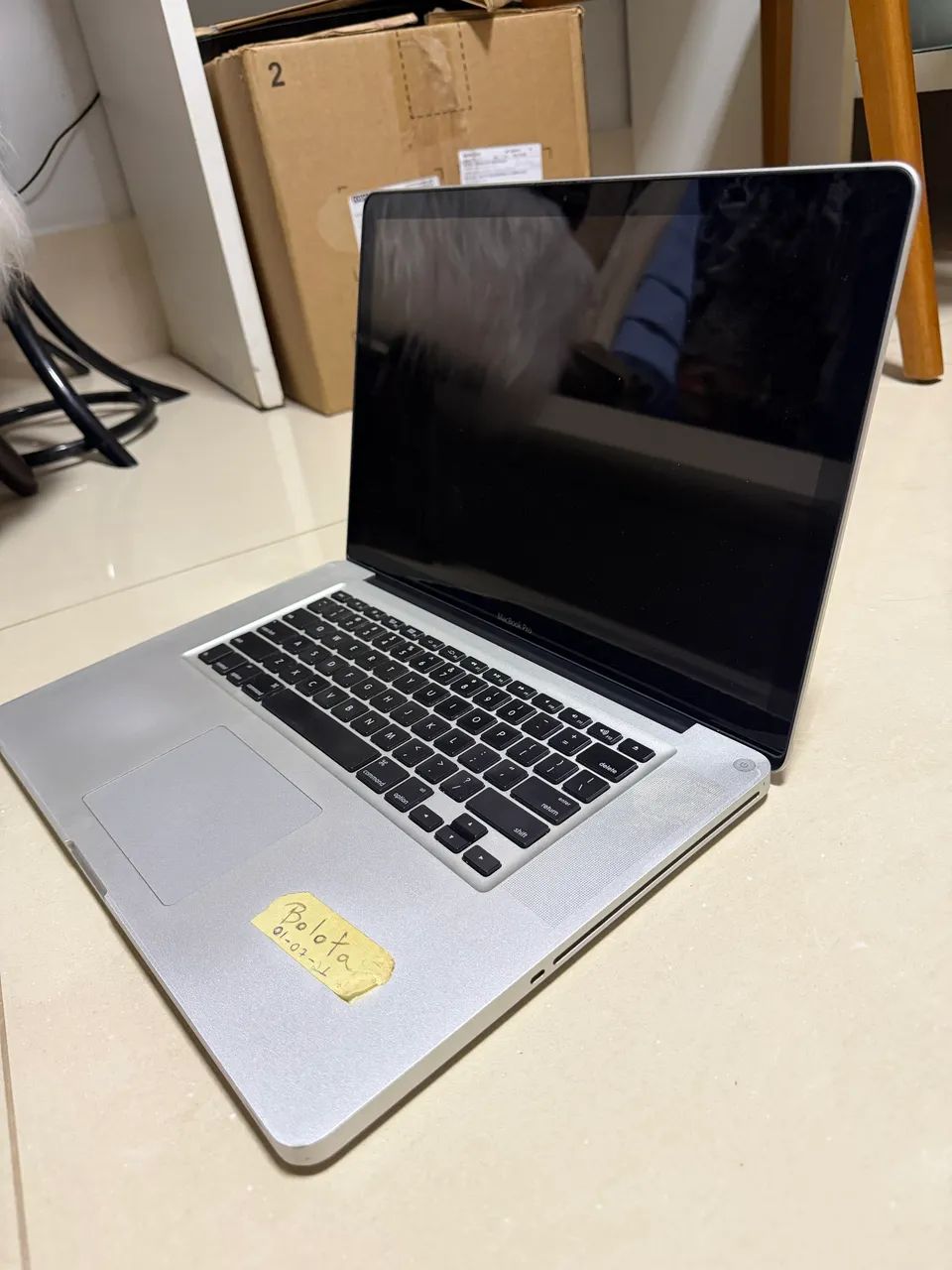 Computador notebook MacBook Pro A1286 super conservado - Notebooks