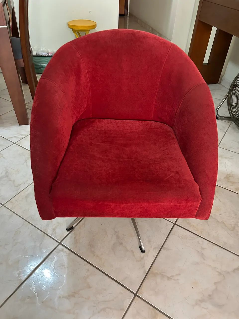 Poltrona decorativa giratória  - Foto 4