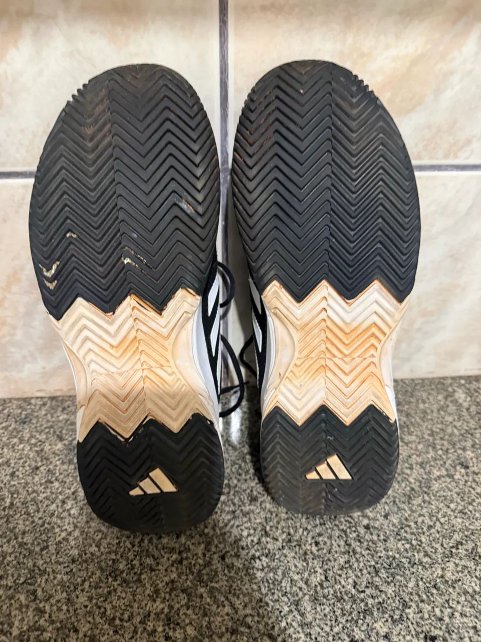 Tênis Adidas GameCourt 2 para jogar Tênis quadra dura/rápida - Tamanho 44  - Foto 3