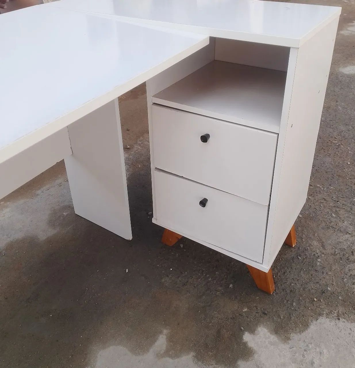 Mesa de escritório em L - Foto 2