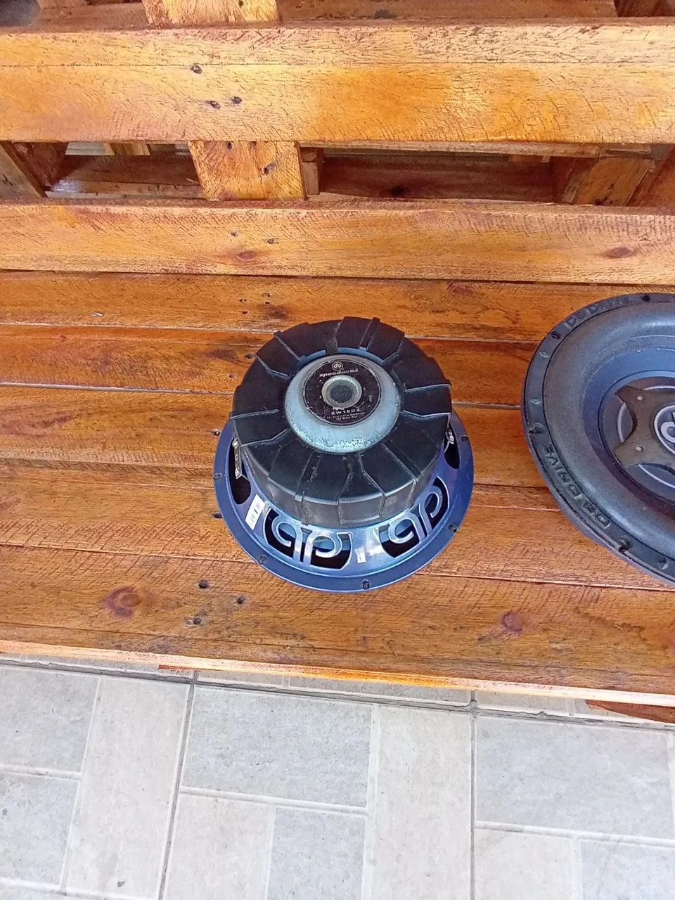 Vendo ou troco par de subwoofer dB drive de 10 polegadas  - Foto 3